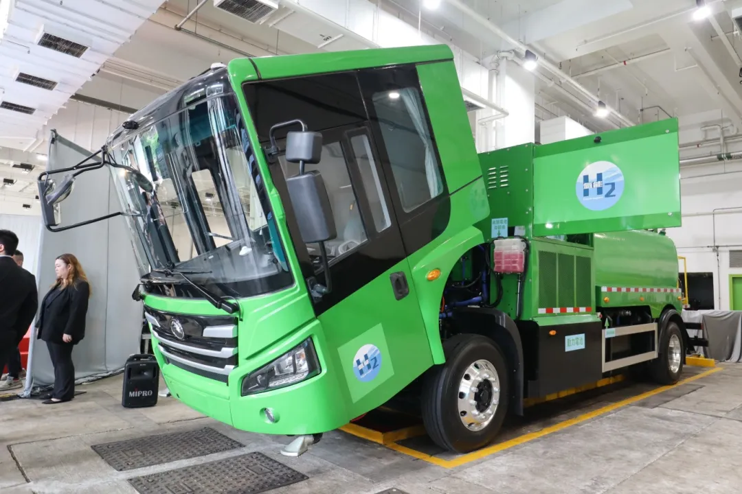 “氫”裝上陣的香港，為何選擇這款環(huán)衛(wèi)車？