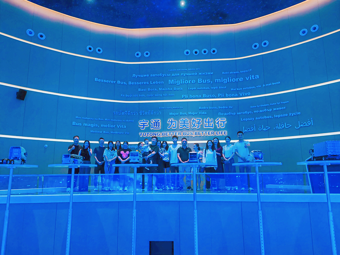 廈門吉鼎力喜提第8-10臺宇通橋梁檢測車！