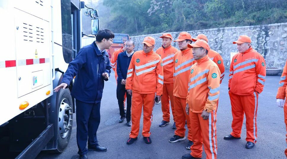 裝備煥新，潔護陽泉！宇通環衛助力山西點亮城市新景！