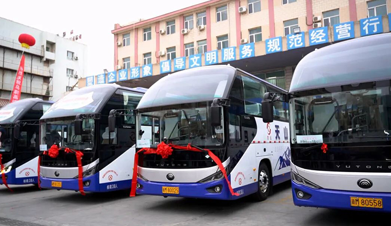 烏尉高速全線通車(chē)，宇通擔(dān)當(dāng)首發(fā)車(chē)輛見(jiàn)證歷史時(shí)刻！