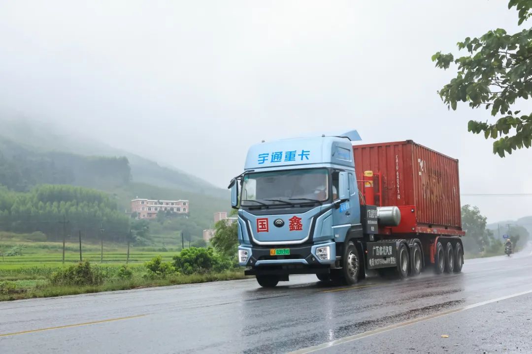 單趟多賺1000塊！宇通重卡為賀州鑫美運輸插上增收的翅膀！